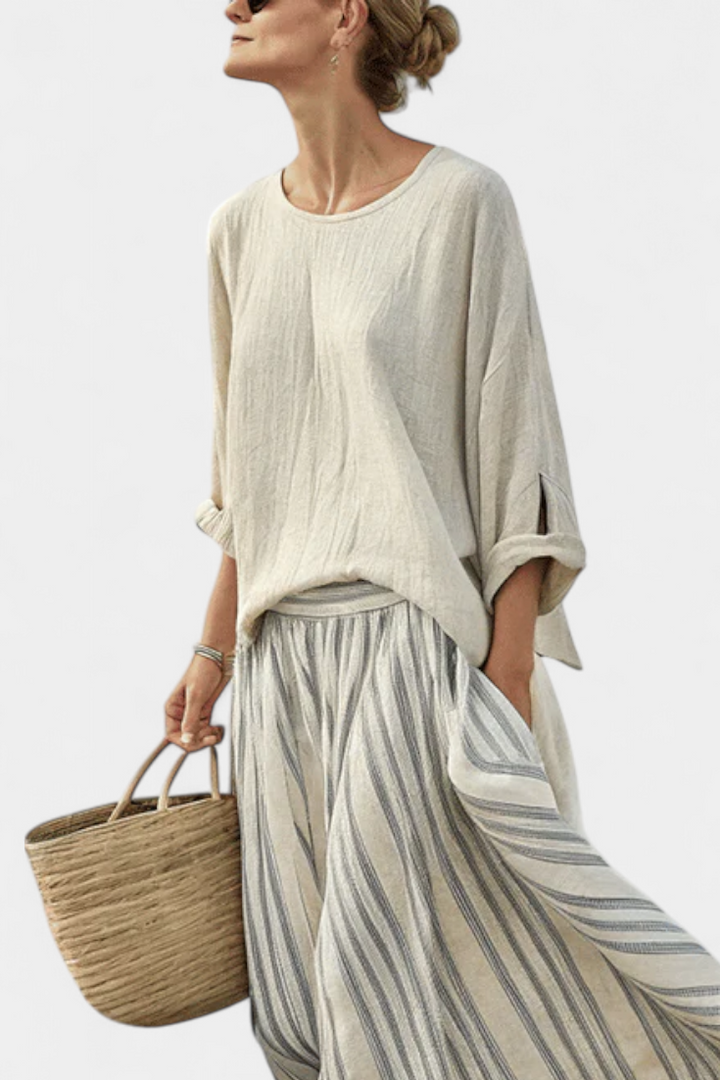 Цялостен комплект Daisy с Oversize тениска и midi пола с райета от лен и бамбук за елегантен и удобен стил